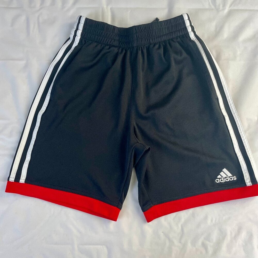 Adidas Black/Red/White Boys Shorts Size M(10/12)